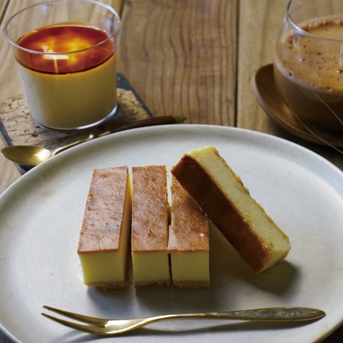 ノベルティ：[お菓子ギフト] 「乳蔵」北海道プリンとチーズケーキセット