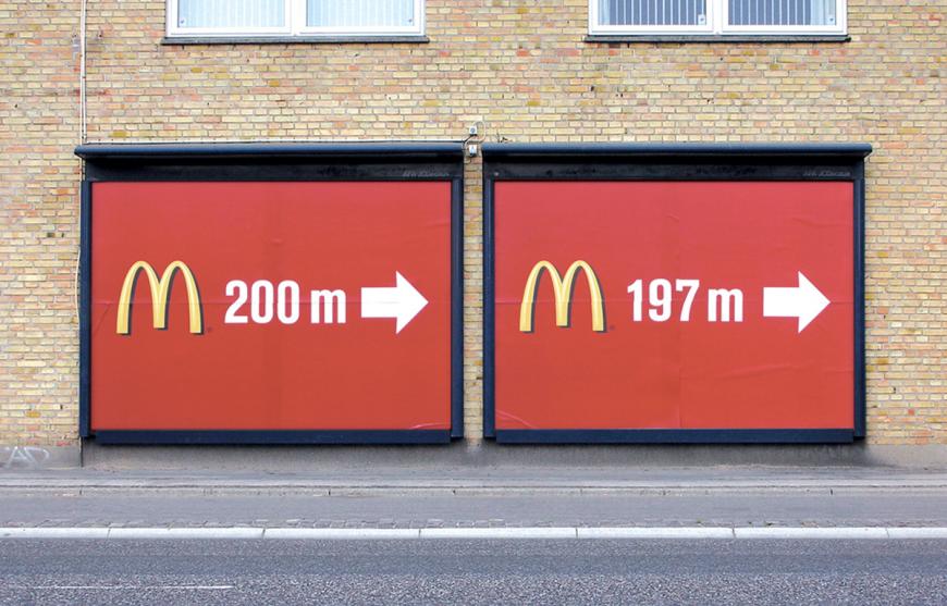 マクドナルドの屋外広告。シンプルなのに印象に残る看板です。ジワジワと笑えますが、いかがです？＜デンマーク＞