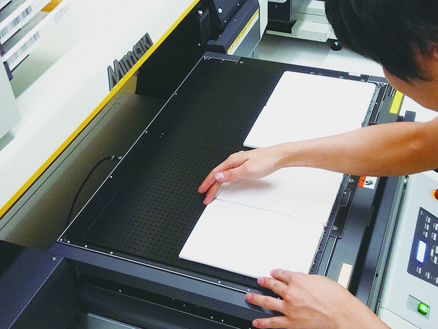 インクジェット印刷とは？インクを直接吹きかけるフルカラー印刷