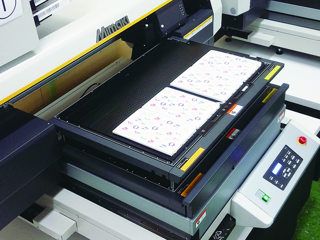 インクジェット印刷とは？インクを直接吹きかけるフルカラー印刷